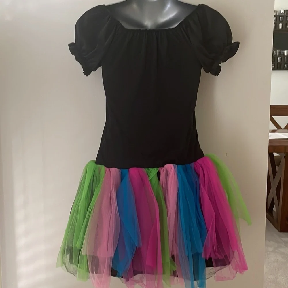 Girl’s Costume - Picture 6 of 11